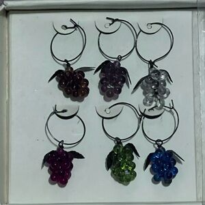 POTTERY BARN grape glassware wine glass charms. Set of six